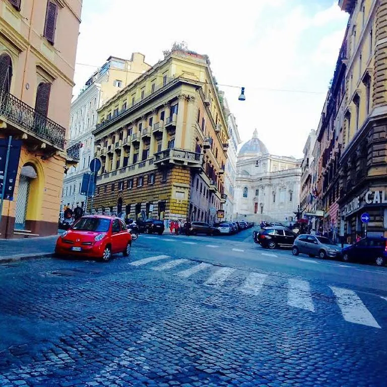 Casa Vacanze Colosseum By Serena Rome Apartment
